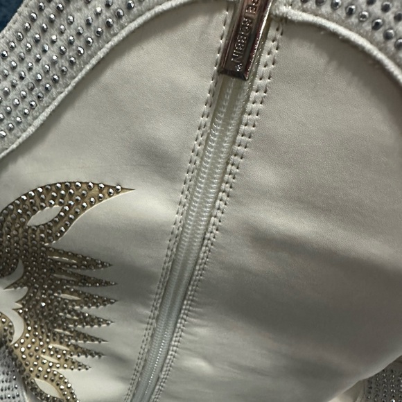 Cape Robbin White or black Boots with Silver Accents - Picture 11 of 14